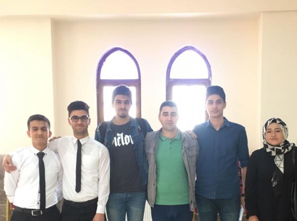 Genç Türkiye Kongresi öğrencilerimiz Batman´da 12 lise arasından 1. olarak seçilmiştir